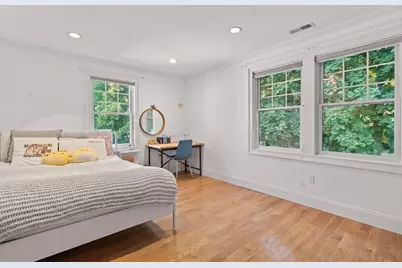 37-39 Beaconsfield Road, Brookline, MA 02445 - Photo 18