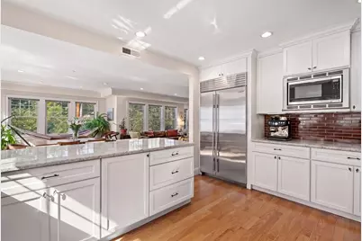 37-39 Beaconsfield Road, Brookline, MA 02445 - Photo 2
