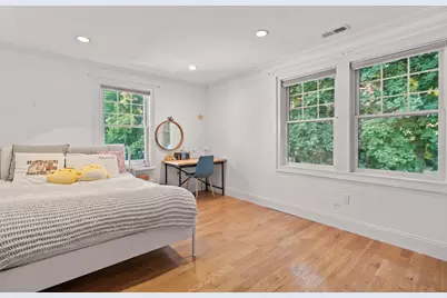 37-39 Beaconsfield Road, Brookline, MA 02445 - Photo 18