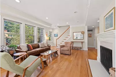 37-39 Beaconsfield Road, Brookline, MA 02445 - Photo 4