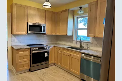 23 Webber St #23, Lowell, MA 01851 - Photo 6