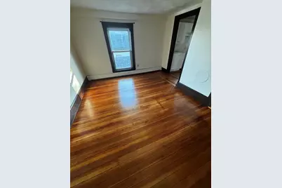 7 Sewall St #3, Marblehead, MA 01945 - Photo 8