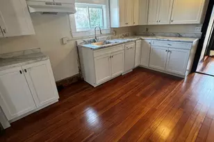 7 Sewall St, Marblehead, MA 01945 - Photo 4