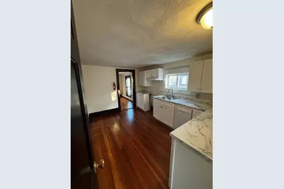 7 Sewall St #3, Marblehead, MA 01945 - Photo 1