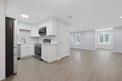 108 Norton Ave #9, Easton, MA 02334 - Photo 4