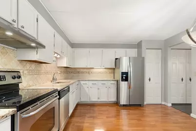 148 Marble St #404, Stoneham, MA 02180 - Photo 4