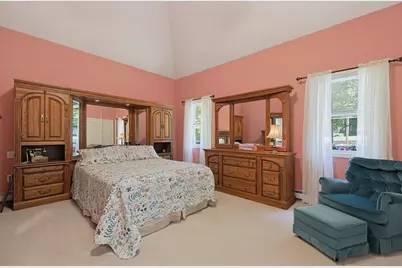 650 Crane Ave S, Taunton, MA 02780 - Photo 16