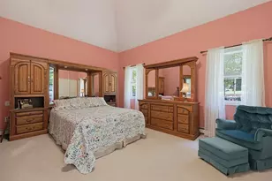 650 Crane Ave S, Taunton, MA 02780 - Photo 16