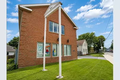 691 Fall River Avenue, Seekonk, MA 02771 - Photo 16