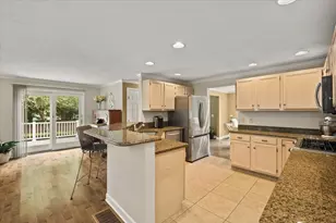 100 W Lake Dr, Taunton, MA 02780 - Photo 16