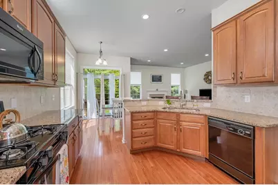 106 Sherwood Dr Methuen Ma 01844, Methuen, MA 01844 - Photo 6