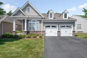 106 Sherwood Dr Methuen Ma 01844, Methuen, MA 01844 - Photo 1