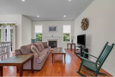 106 Sherwood Dr Methuen Ma 01844, Methuen, MA 01844 - Photo 8