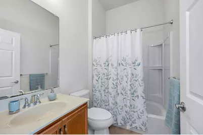 106 Sherwood Dr Methuen Ma 01844, Methuen, MA 01844 - Photo 10