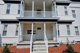 79 Thomas St, Fall River, MA 02723 - Photo 12