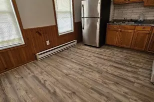 79 Thomas St, Fall River, MA 02723 - Photo 2