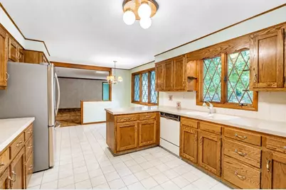 120 Green Tree Lane, Somers, CT 06071 - Photo 10