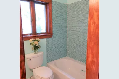 8 Jackson #2, Beverly, MA 01915 - Photo 10