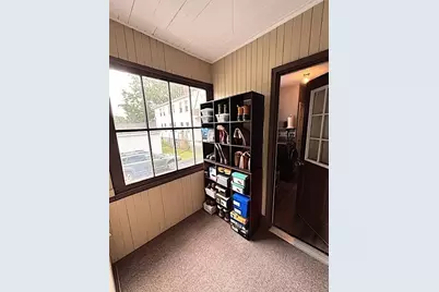 10 Eddy St, Webster, MA 01570 - Photo 18