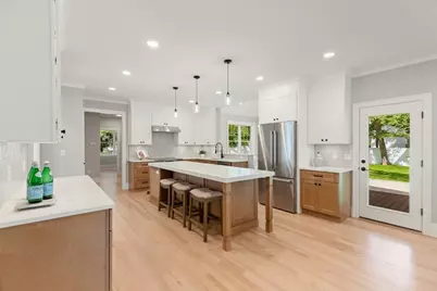Six Lane Avenue, Bedford, MA 01730 - Photo 10