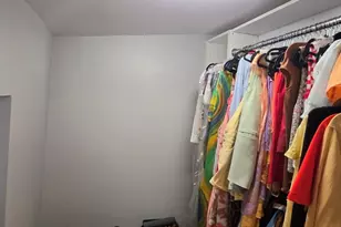810 E 3rd St, Boston, MA 02127 - Photo 8