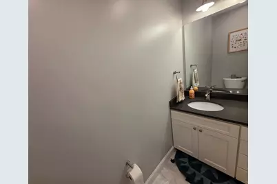 810 E 3rd St #2, Boston, MA 02127 - Photo 10