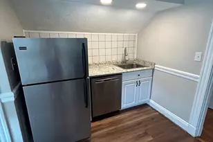 30 Fremont Ave, Chelsea, MA 02150 - Photo 8