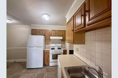 70 Tremont Street #2R, Braintree, MA 02184 - Photo 2