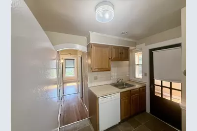 70 Tremont Street #2R, Braintree, MA 02184 - Photo 4