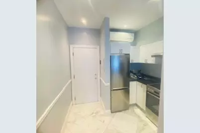 82 Chestnut #31, Boston, MA 02108 - Photo 4