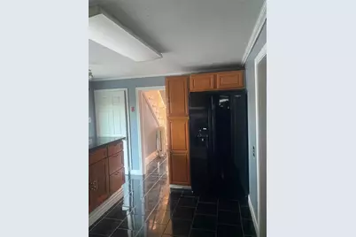 81 Pilgrim Ave, Worcester, MA 01604 - Photo 10