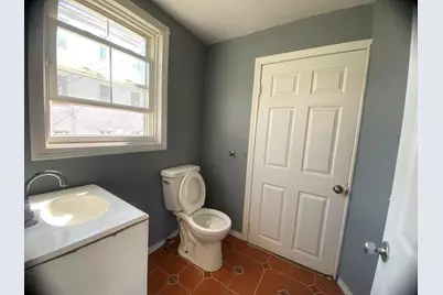81 Pilgrim Ave, Worcester, MA 01604 - Photo 10
