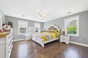 65 Armsby St, New Bedford, MA 02745 - Photo 14