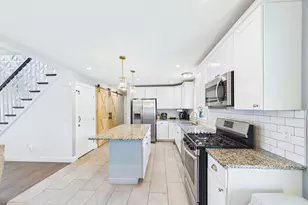 65 Armsby St, New Bedford, MA 02745 - Photo 8