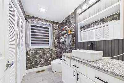 65 Armsby St, New Bedford, MA 02745 - Photo 12