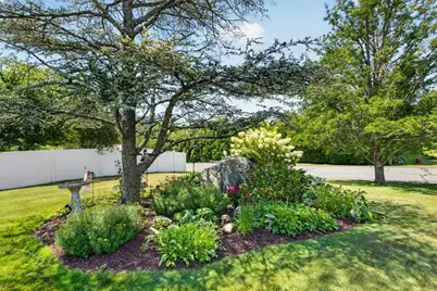 6 Topaz Ln, Dartmouth, MA 02747 - Photo 40