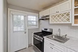 44 Colony Rd, West Springfield, MA 01089 - Photo 18