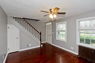 44 Colony Rd, West Springfield, MA 01089 - Photo 2
