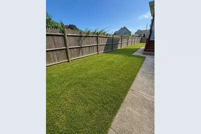 18 Bliss St #1, Dartmouth, MA 02748 - Photo 6
