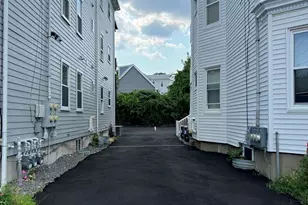 132 Buttonwood St, Boston, MA 02125 - Photo 18