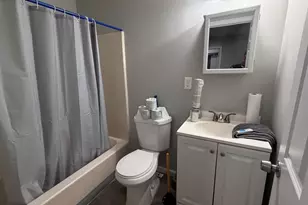 174 Locust St, Springfield, MA 01108 - Photo 22