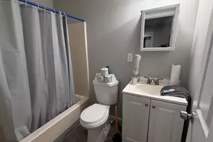 174 Locust St, Springfield, MA 01108 - Photo 22