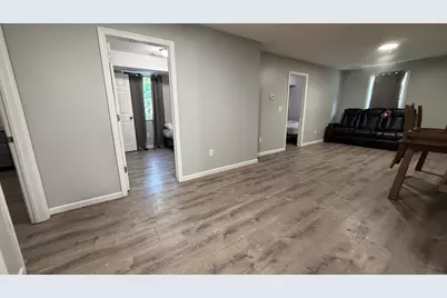 174 Locust St, Springfield, MA 01108 - Photo 24
