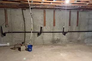 174 Locust St, Springfield, MA 01108 - Photo 30