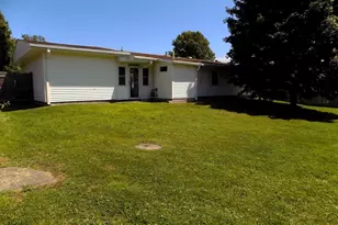 4 S Richard St, Milford, MA 01757 - Photo 24