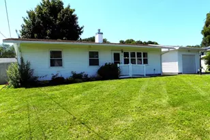 4 S Richard St, Milford, MA 01757 - Photo 1