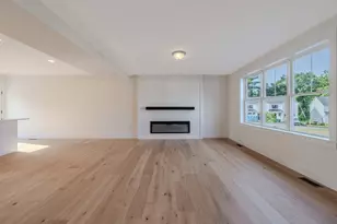 112 Genest St, Dracut, MA 01826 - Photo 6