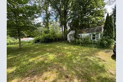 42 Olive St, Ashland, MA 01721 - Photo 2