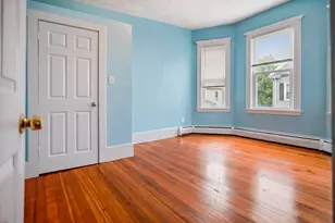 29 Wildwood St, Boston, MA 02124 - Photo 8
