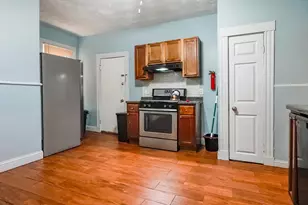 29 Wildwood St, Boston, MA 02124 - Photo 14